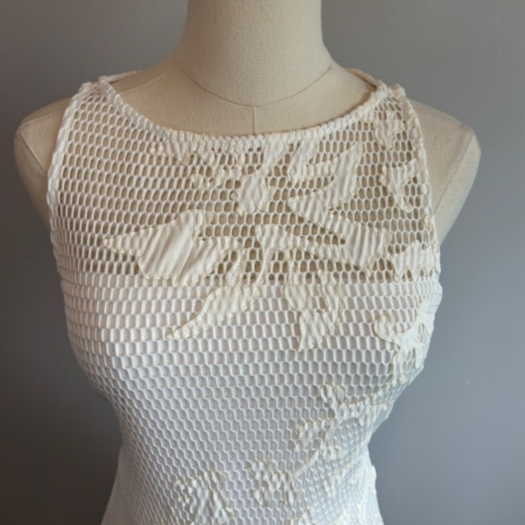 Julia Jordan, Women's White, Mesh, Floral, Sleeveless Shift dress, SZ 8 - Picture 4 of 11